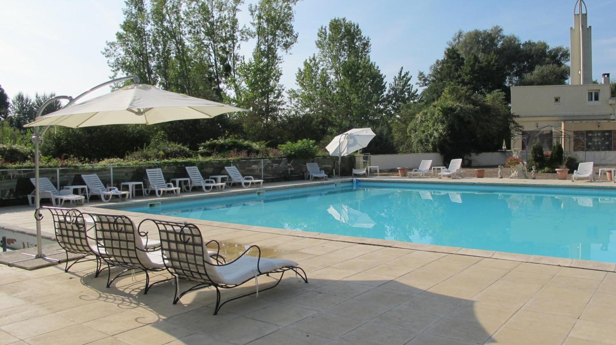 Hotel Acostel Мо Екстер'єр фото